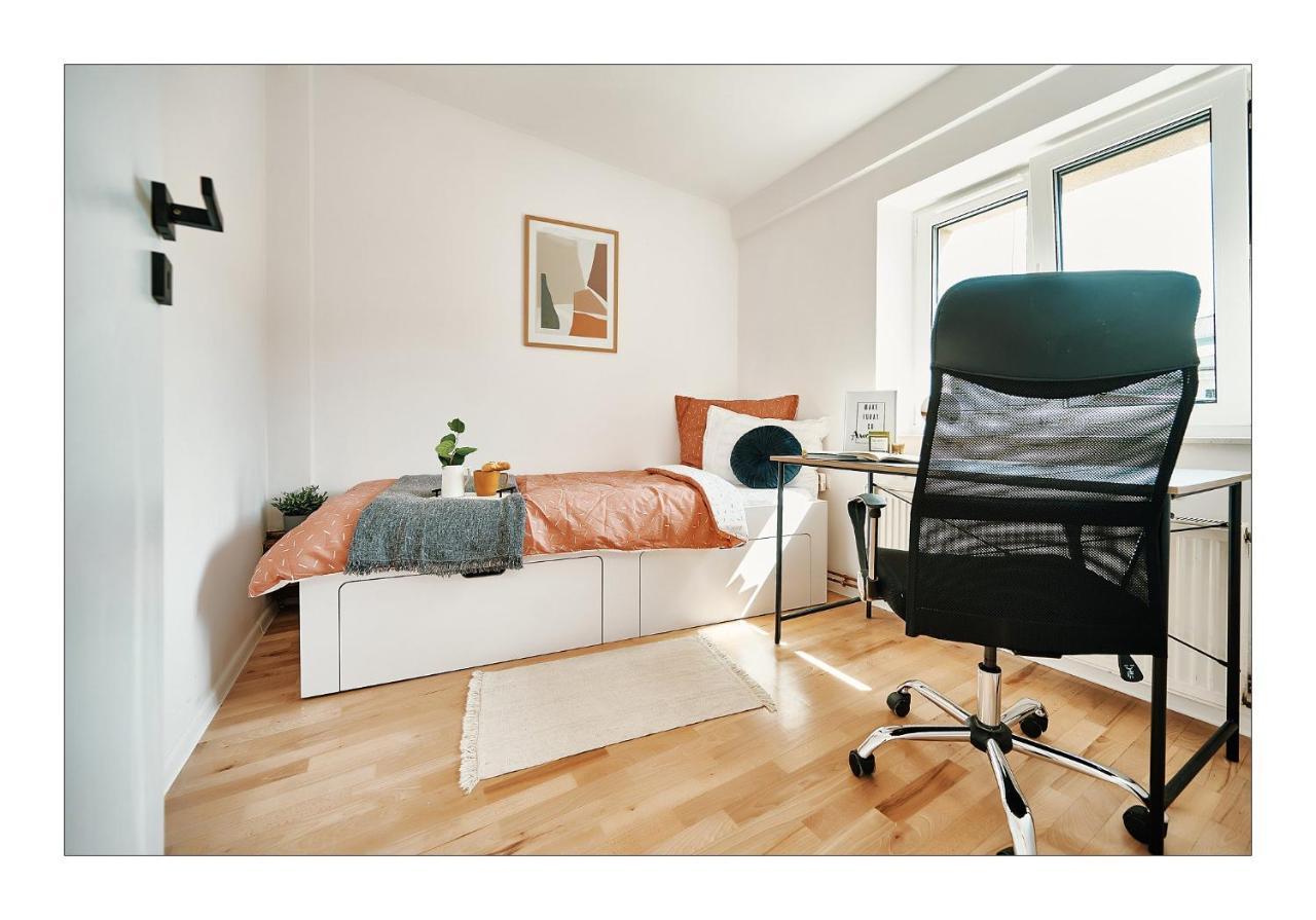 Sunny Apartment At The Heart Of Old Town Krakow Exterior photo