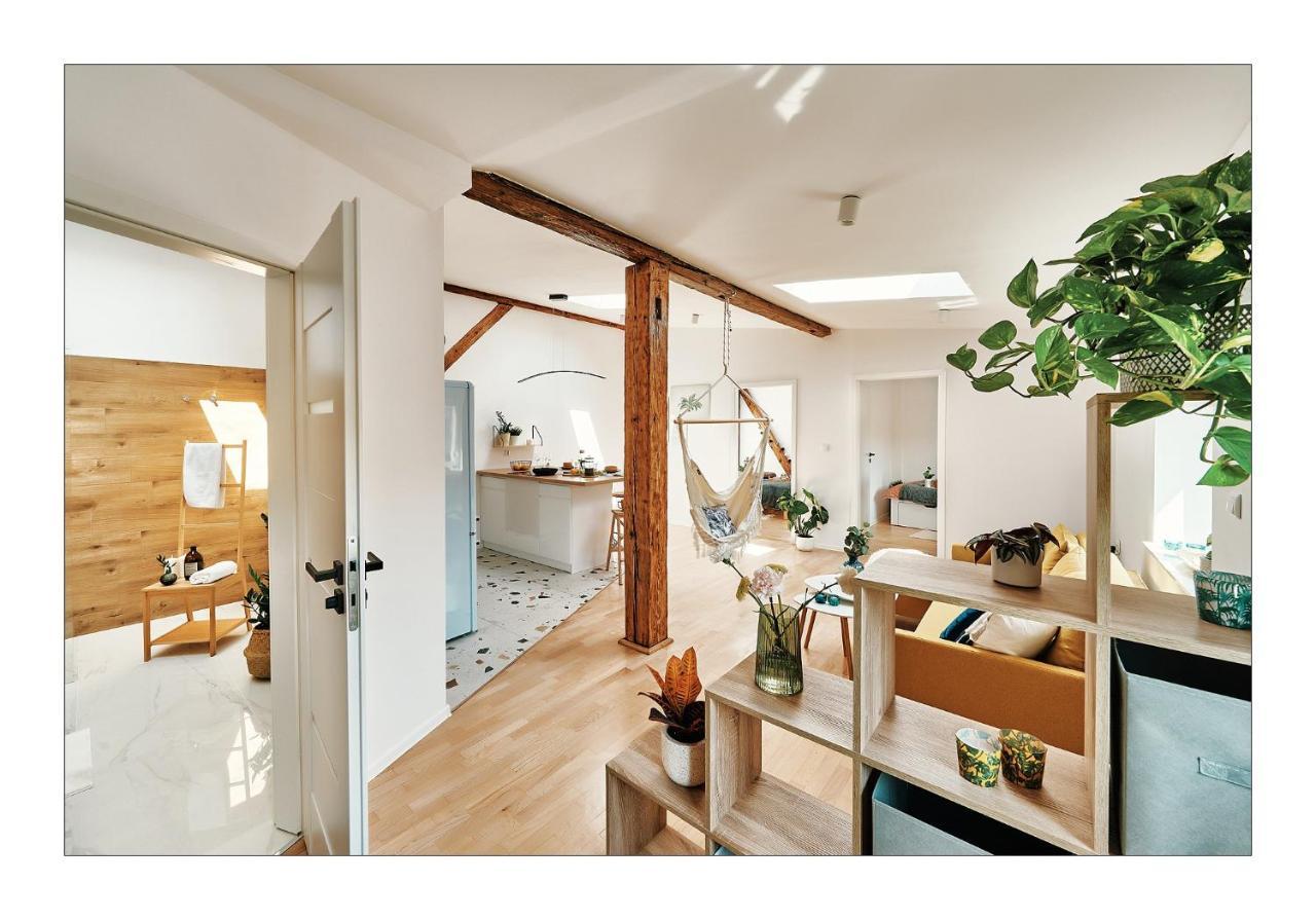 Sunny Apartment At The Heart Of Old Town Krakow Exterior photo